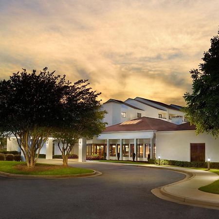Courtyard By Marriott Atlanta Executive Park/Emory Druid Hills Exterior foto