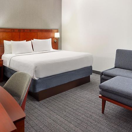 Courtyard By Marriott Atlanta Executive Park/Emory Druid Hills Exterior foto