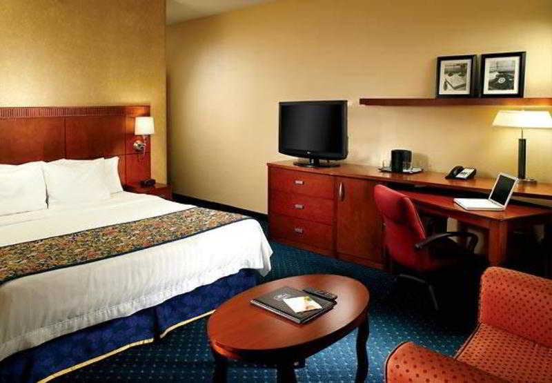 Courtyard By Marriott Atlanta Executive Park/Emory Druid Hills Quarto foto