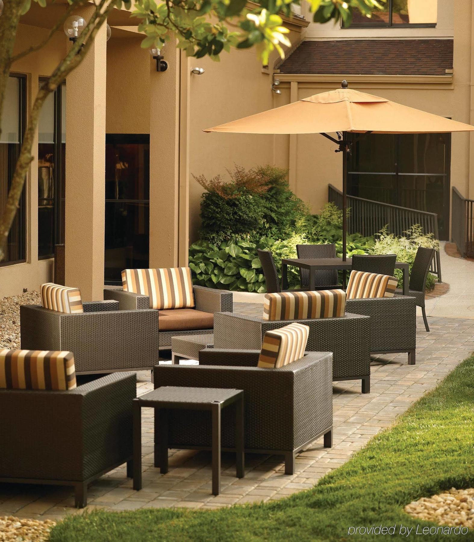 Courtyard By Marriott Atlanta Executive Park/Emory Druid Hills Exterior foto