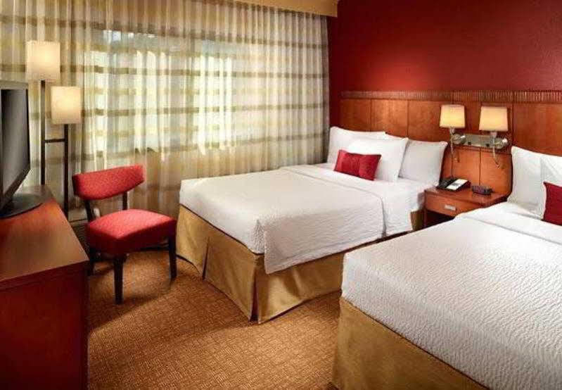 Courtyard By Marriott Atlanta Executive Park/Emory Druid Hills Exterior foto